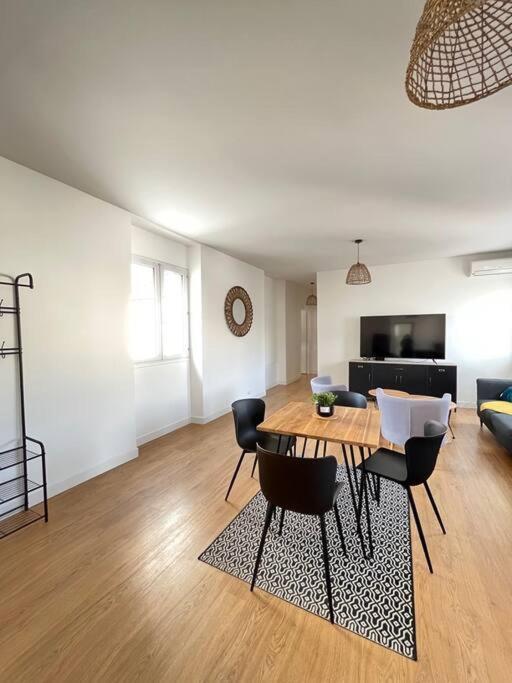 Banjul - Bel Appartement A Reims Zewnętrze zdjęcie