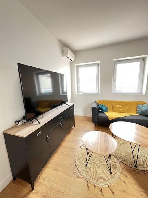 Banjul - Bel Appartement A Reims Zewnętrze zdjęcie